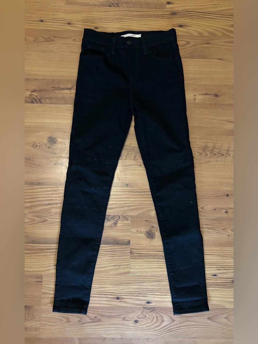 Levi Strauss And Co 720 High Rise Super Skinny Jeans 25x28 Black